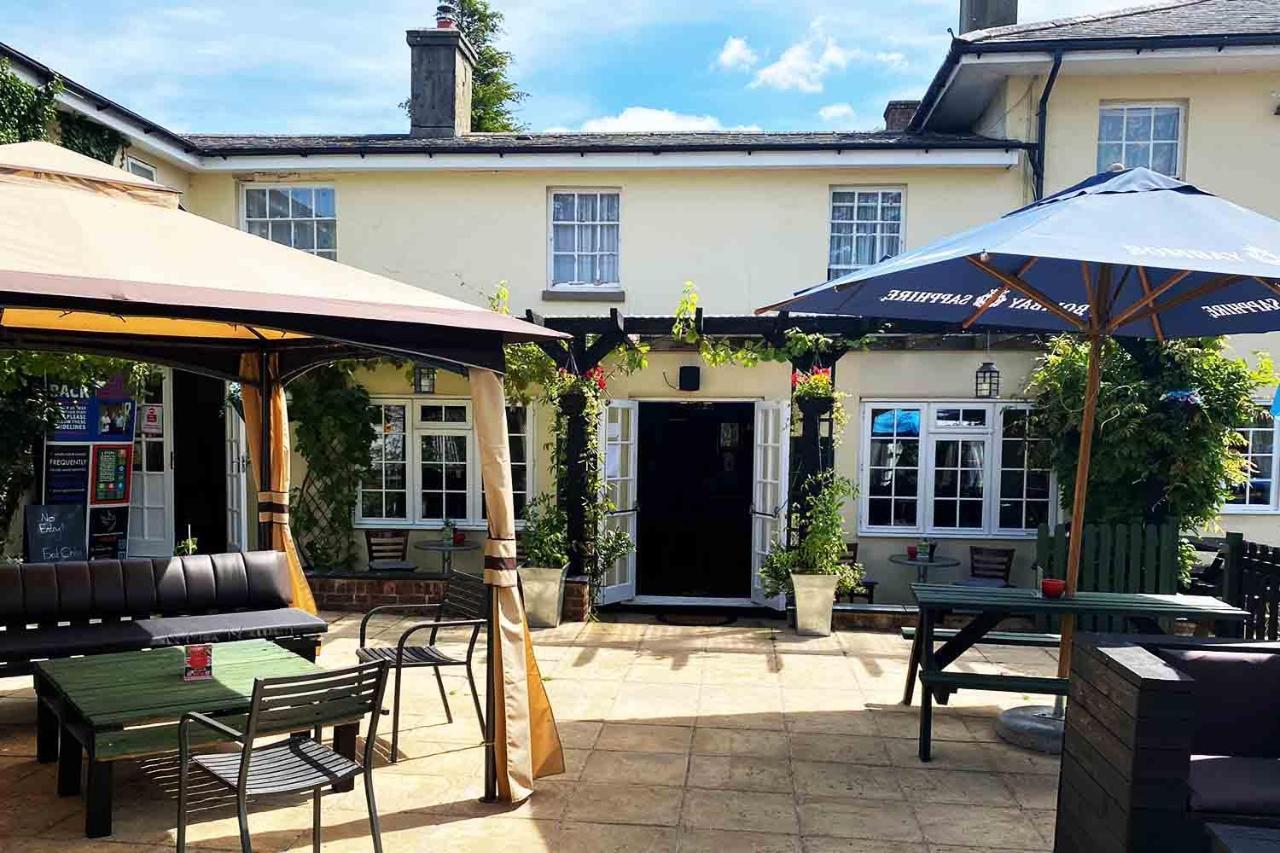 The Dove Inn Micheldever Exterior foto